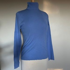 Periwinkle ribbed long sleeve turtleneck NWT